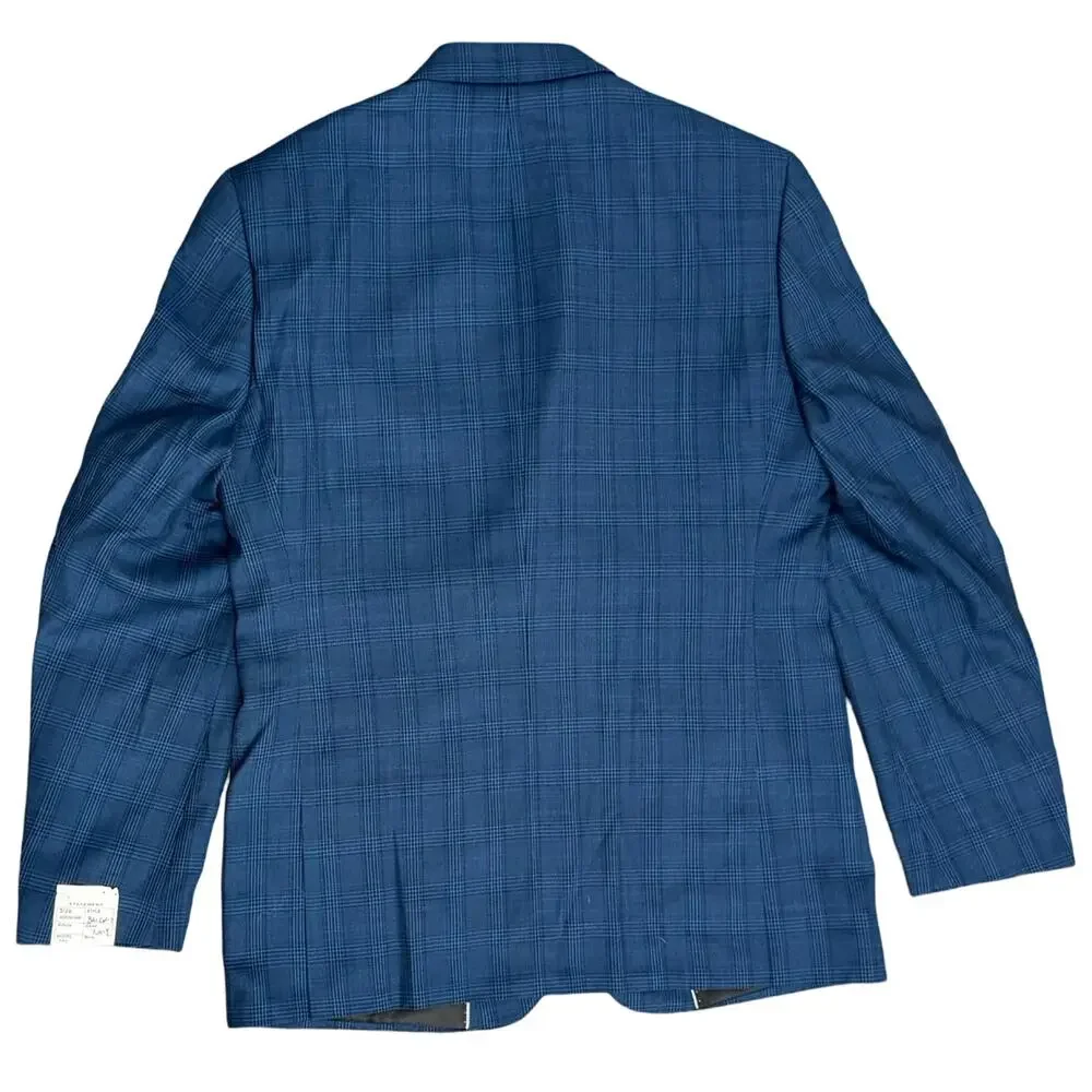 Statement navy blue